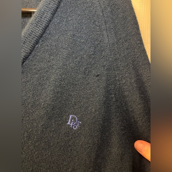 Christian Doir Monsieur V Neck Sweater - Picture 3 of 7